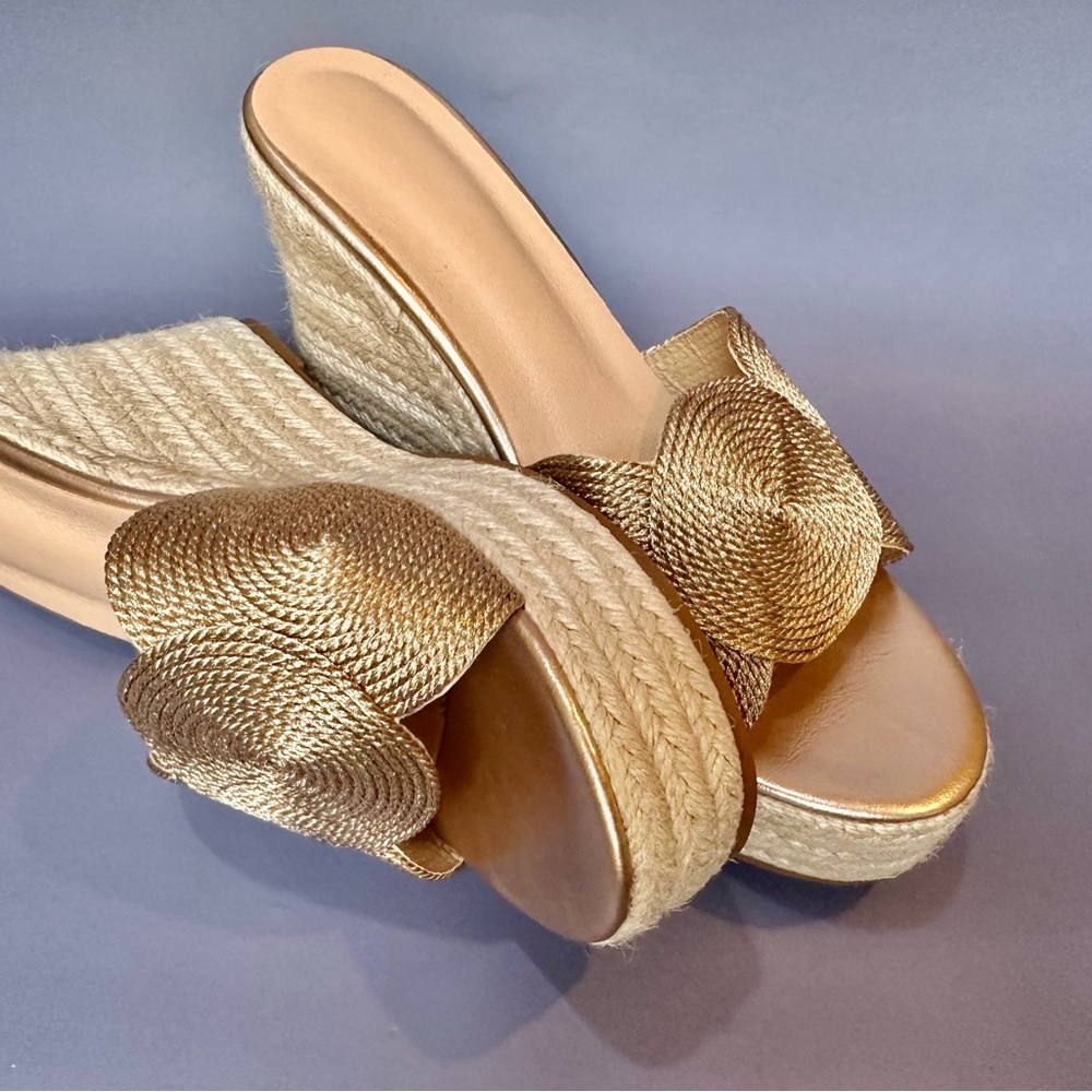 Elegant Gold Wedge Sandals
